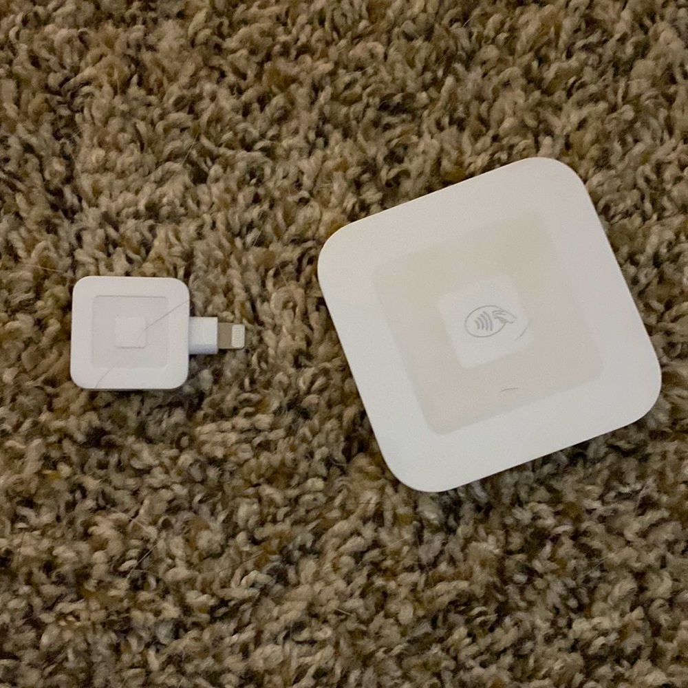 Square contactless card reader & iPhone docking card reader.